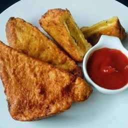 Aloo bread pakora 2pcs