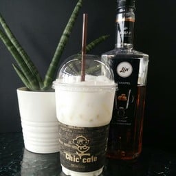 นมสดเย็นเพิ่มไซรัป