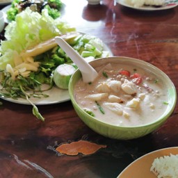 เนื้อปูหลน ต้องร้านอาหารบ้านสวนครัวไทยเท่านั้น