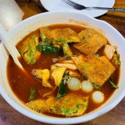 แกงส้มไข่ปลาเรียวเซียว ไข่ชะอม