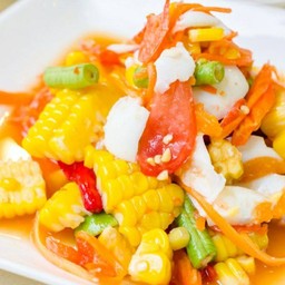 ตำข้าวโพดไข่เค็ม