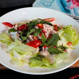 ยำสลัดทูน่า