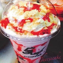 Strawberry Lava Cheese Cake