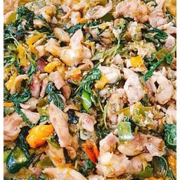 ผัดกะเพราไก่