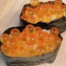 ซูชิไข่ปลาแซลมอน