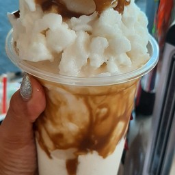 นมสดคาราเมลปั่น