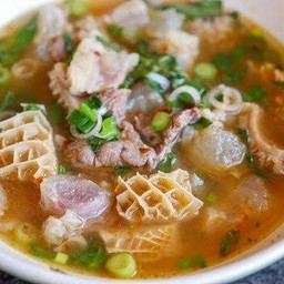 ต้มเครื่องในเนื้อ