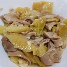 ผัดกระเพาะหมูเกี้ยมฉ่าย ธรรมดา