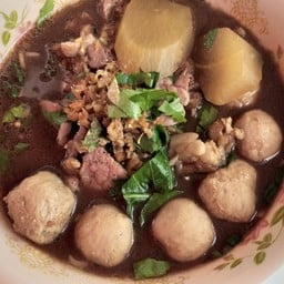 เฮียจู ก๋วยเตี๋ยวโกเด้ง-โฮเด้ง