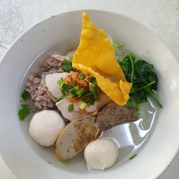 เส้นหมี่ขาวน้ำใส