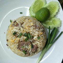 ข้าวผัดแหนม