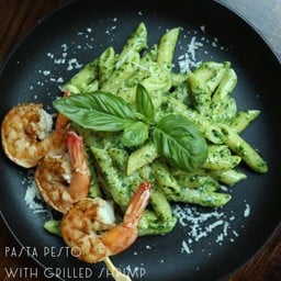 Pasta Pesto with Grilled Shrimp - พาสต้าเพสโต้กุ้ง