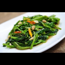 ผัดผักบุ้ง