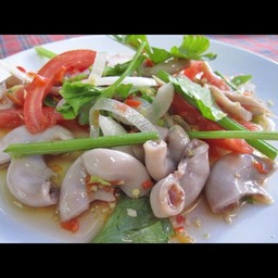 ยำใส้ตัน