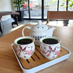 หลง หมิง คาเฟ่ & Shared Workspace