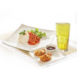 Easy Set 4 (ข้าวซี่โครงอ่อนน้ำแดง+เกี๊ยวซ่าทอด+เก็กฮวย)