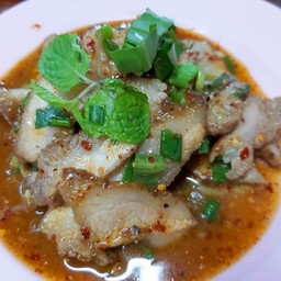น้ำตกหมู