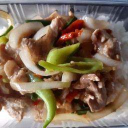 ผัดพริกหยวกหมู