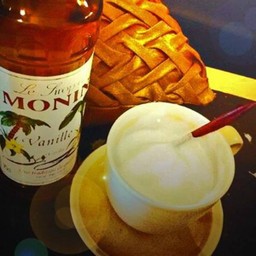 นมสดวานิลลาร้อน