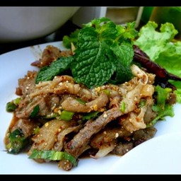 น้ำตกเนื้อ