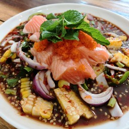 ถนัดแซ่บ