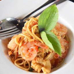 สปาเกตตี้ผัดขี้เมา