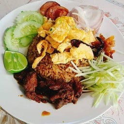 นายธง อาหารตามสั่ง