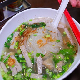 ก๋วยจั๊บญวน