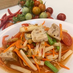 ตำไหลบัวไทย หมูยอ