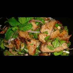 น้ำตกหมู