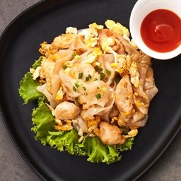 ก๋วยเตี๋ยวคั่วไก่