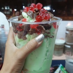 ปังเย็นนมเขียวเยลลี่แดง+โกโก้ครั้น