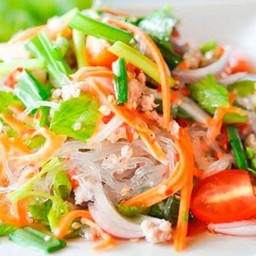 ยำวุ้นเส้น