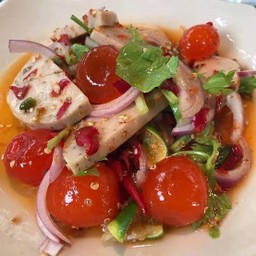 ยำไข่แดงหมูยอ