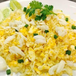 ข้าวผัดปู