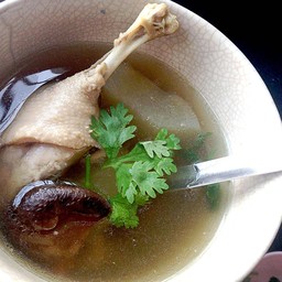 เป็ดตุ๋นมะนาวดอง