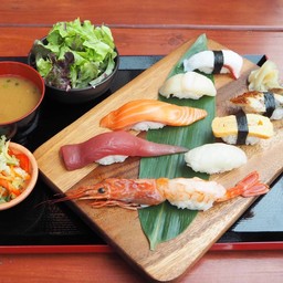 SUSHI 8 KINDS