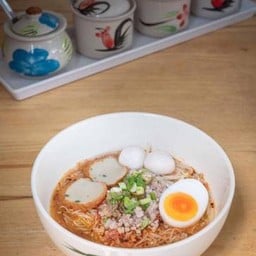 มุมเส้น ก๋วยเตี๋ยวต้มยำโบราณ