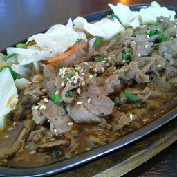 หมูผัดพริกไทยดำ