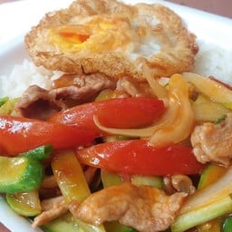 ผัดเปรี้ยวหวานหมู