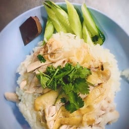 นายอิฐ ข้าวมันไก่ สาขา2