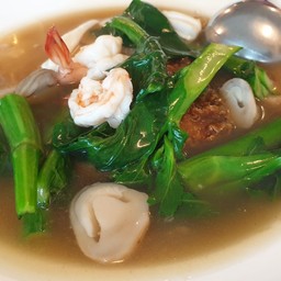ราดหน้าทะเล (เล็ก)