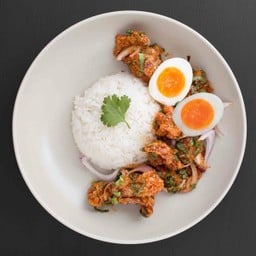 ข้าวไก่ทอด ก๋วยเตี๋ยวเรือ Yellow Hat พระราม 4
