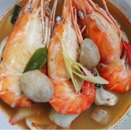 ต้มยำกุ้งน้ำใส (lineman)