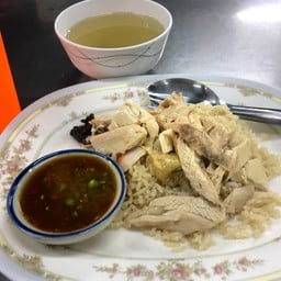 ข้าวมันไก่ (ไม่ใส่ผัก)