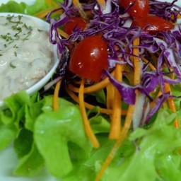 ทูน่าครีมสลัด