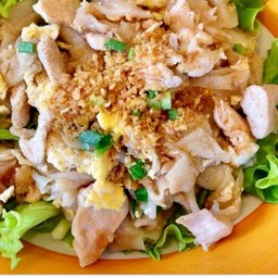 ก๋วยเตี๋ยวคั่วอกไก่