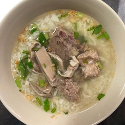 ข้าวต้มรวมหมู