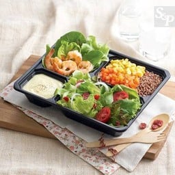 สลัดคีนัวแครนเบอรี่กุ้งย่าง