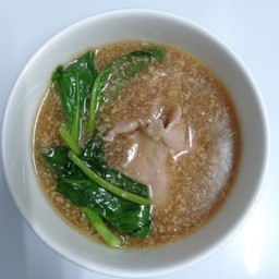 เส้นหมี่ราดหน้า